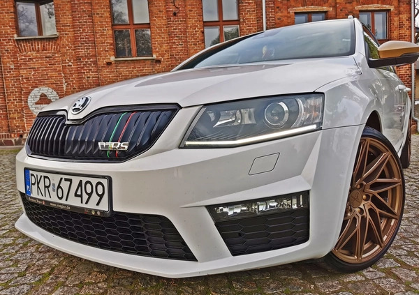 Skoda Octavia cena 55999 przebieg: 240000, rok produkcji 2015 z Lubliniec małe 704